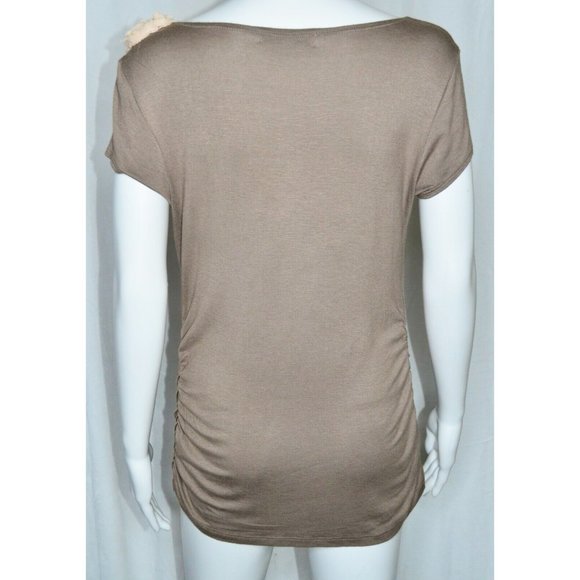 Lucy & Laurel Drape Neck 3D Floral Rosette Faux Pearls Ruched Top Tan Size S - Picture 2 of 2